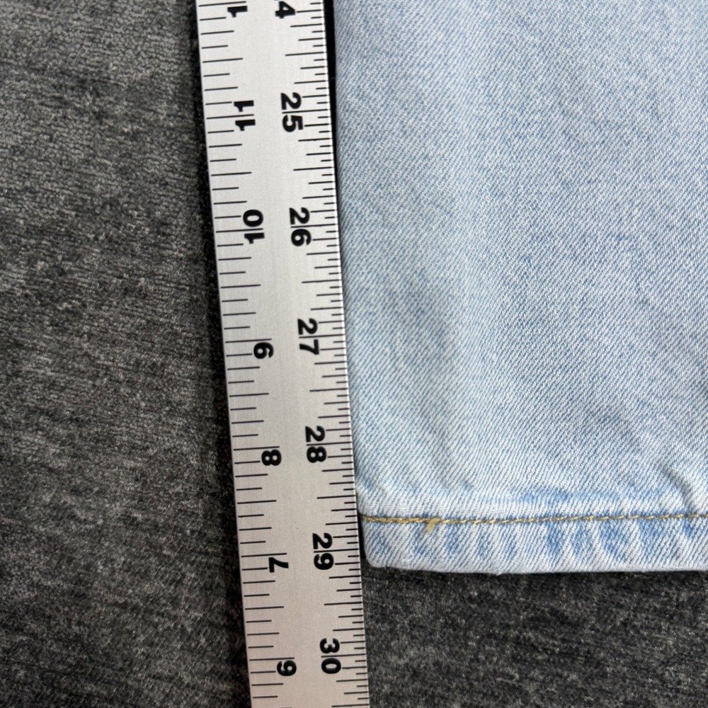 Levis 511 Slim Fit Light Wash Denim Jeans Mens 30x32 Blue 04511-2348 - Picture 7 of 15